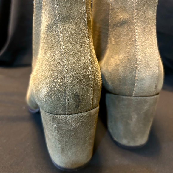 MICHAEL Michael Kors Women's Maris Bootie Suede in Beautiful Olive size 5 - Picture 5 of 7